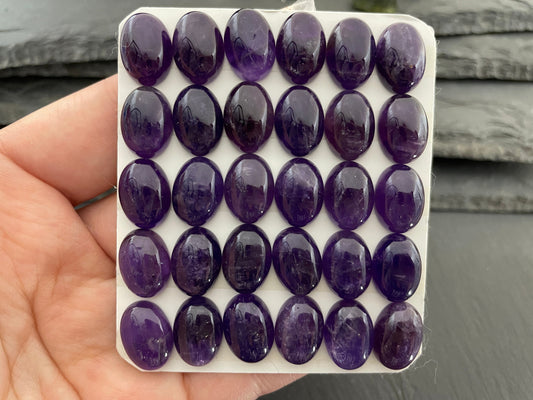 Amethyst oval 10x14mm cabochon - Calibrated cabochons