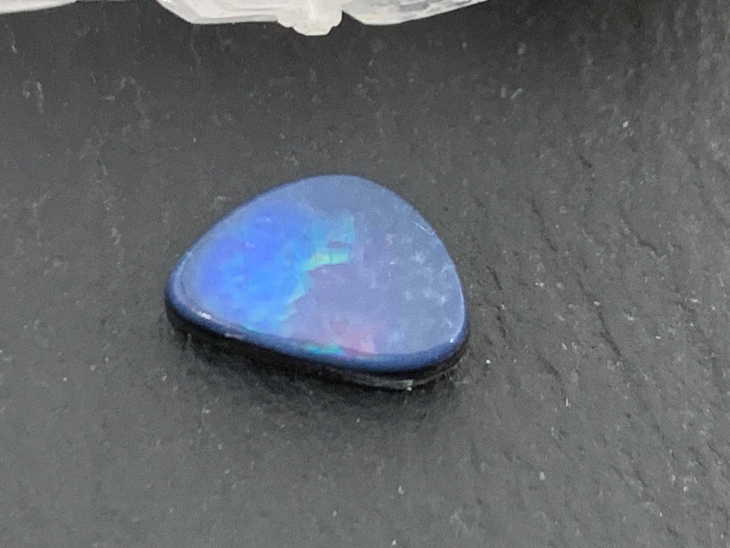 Australian Opal doublet 6x9x3mm cabochon