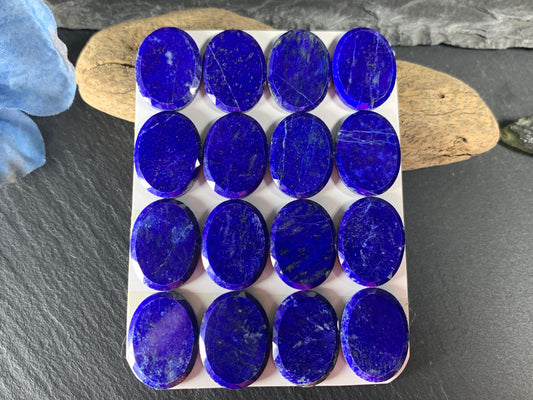 Flat Lapis Lazuli oval 15x20mm cabochon with faceted edge - calibrated cabochons