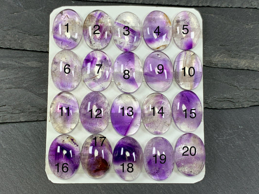 Amethyst oval 13x18mm cabochon - Calibrated cabochons