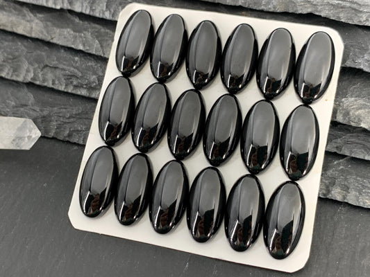 Black Spinel oval 10x20mm cabochon - Calibrated cabochons