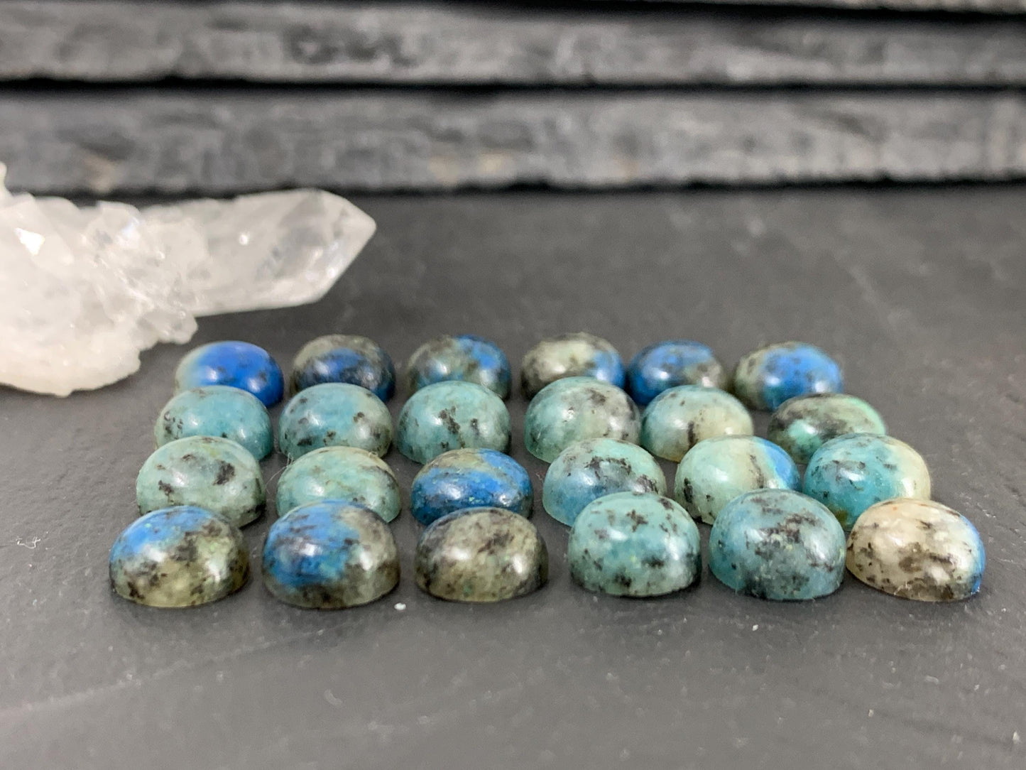 Azurite in Granite round 8mm cabochon - Calibrated cabochons