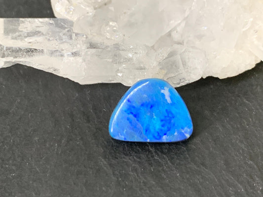 Australian Opal doublet 9x11x3mm cabochon