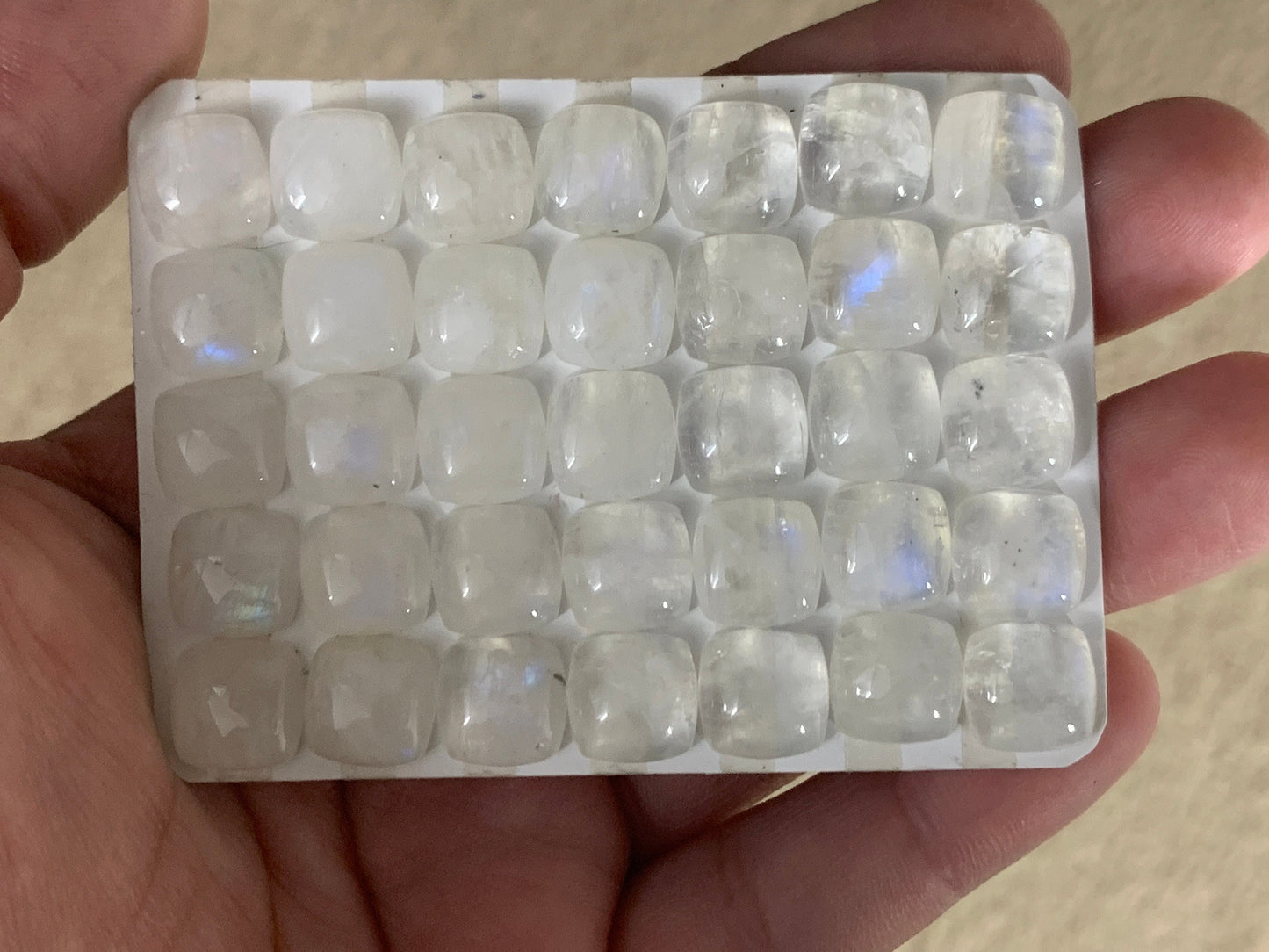 Rainbow Moonstone square cushion 10mm cabochon - Calibrated cabochons