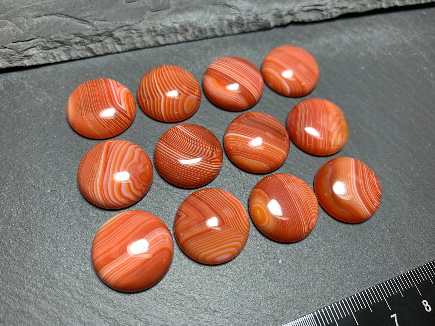 Red Agate round 20mm cabochon - Calibrated cabochons