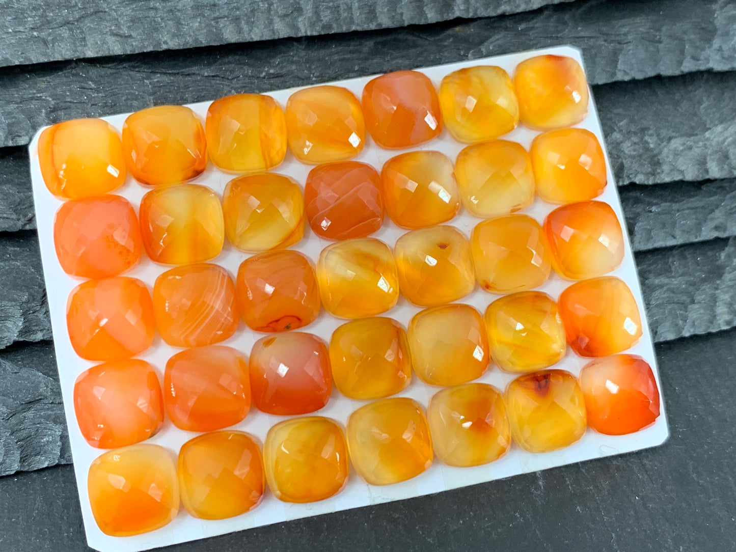 Faceted Carnelian square cushion 10mm cabochon - Calibrated cabochons