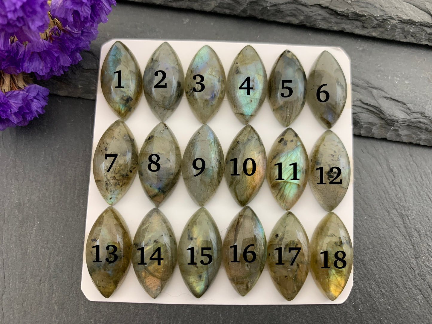 Labradorite marquise  10x20mm cabochon - Calibrated Labradorite