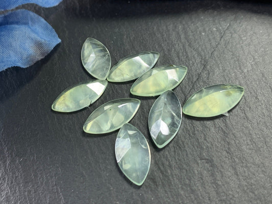 Faceted Prehnite marquise 8x16mm cabochon - Calibrated cabochons