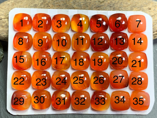 Carnelian square cushion 10mm cabochon - Calibrated cabochons