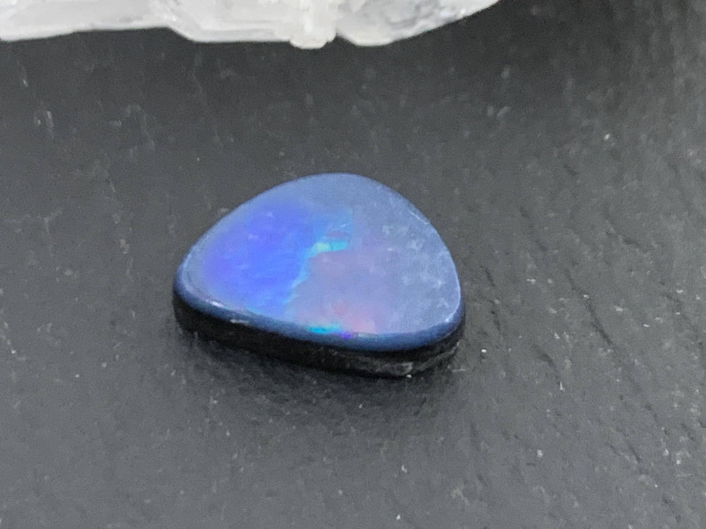 Australian Opal doublet 6x9x3mm cabochon