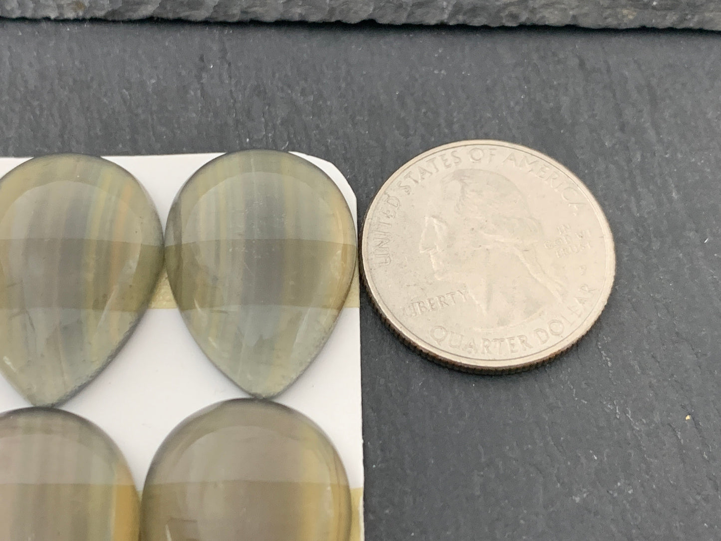 Green Yellow Fluorite pear 18x25mm Cabochon - Calibrated cabochons