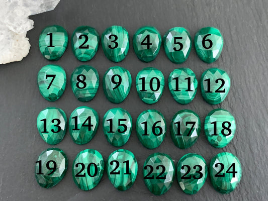 Faceted Malachite 10x14mm cabochon - Calibrated cabochons