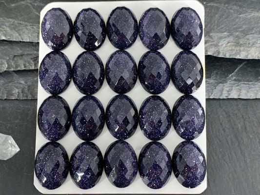 Faceted Blue Gold Sand oval 13x18mm cabochon - Calibrated cabochons