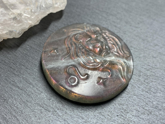 Purple Labradorite Zodiac signs Leo - Zodiac constellations carving