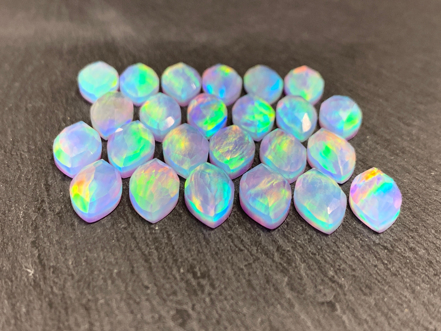 Faceted Aurora Opal marquise 8x16mm cabochon - Doublet cabochons