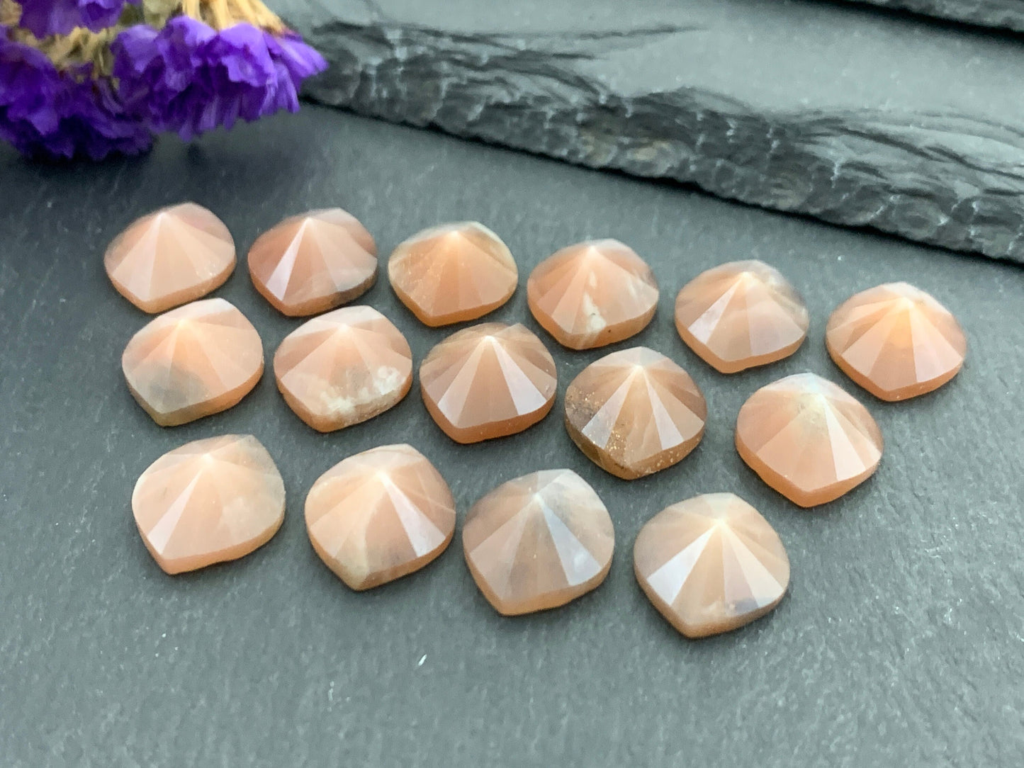 Goldsand Moonstone marquise pyramid 12x14mm cabochon