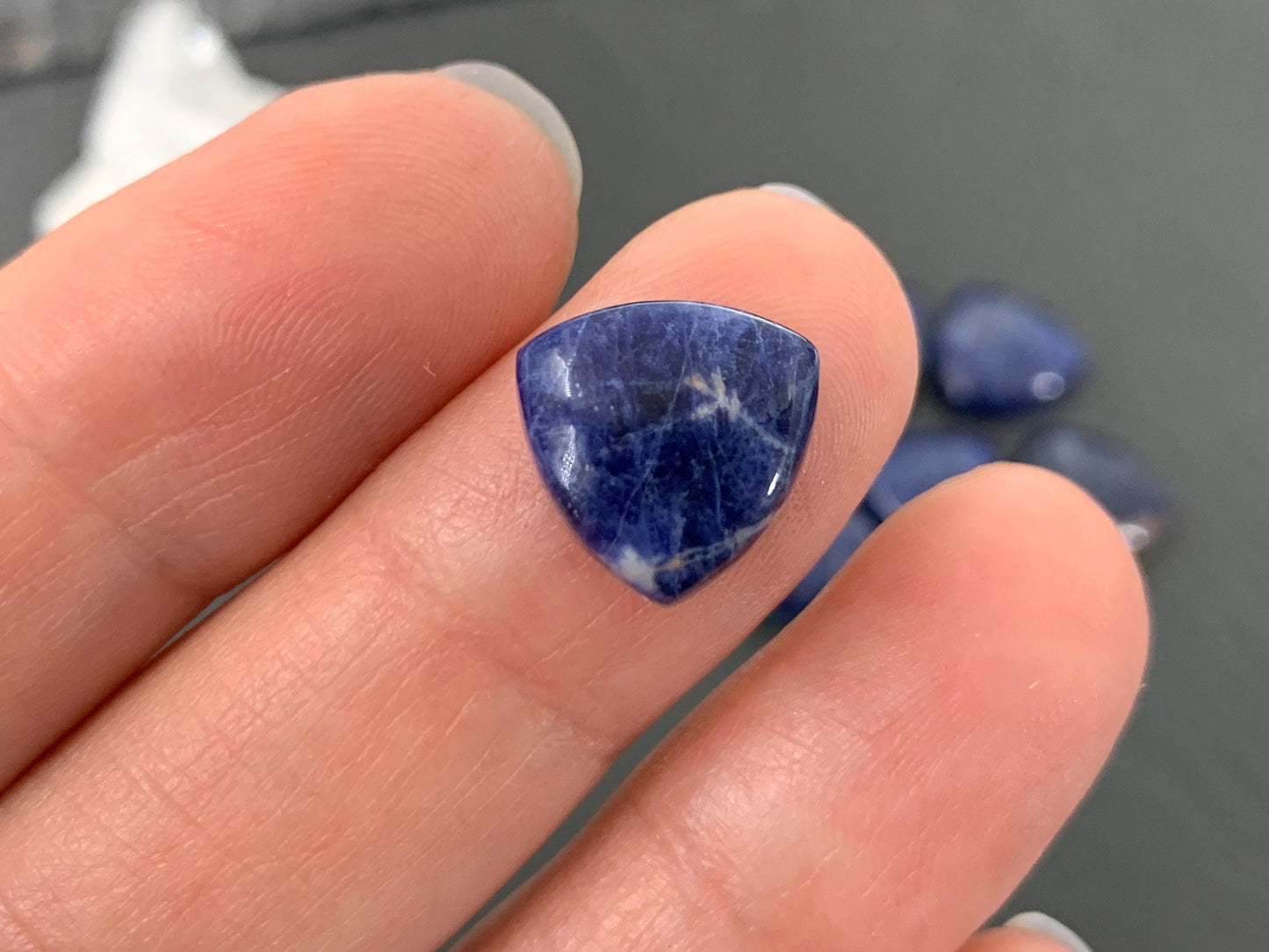 Sodalite trillion 12mm cabochon