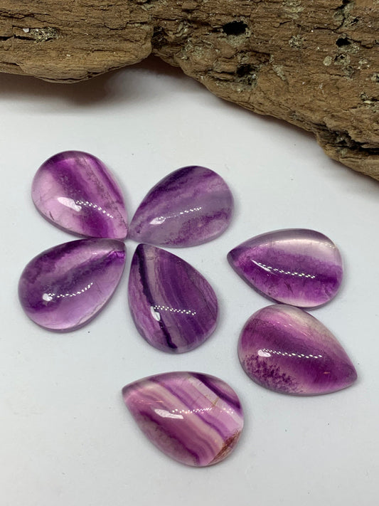 Purple Fluorite pear 13x18mm Cabochon - Calibrated cabochons