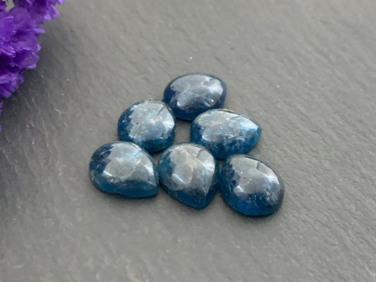 Blue Apatite pear 8x10mm cabochon - Calibrated cabochons