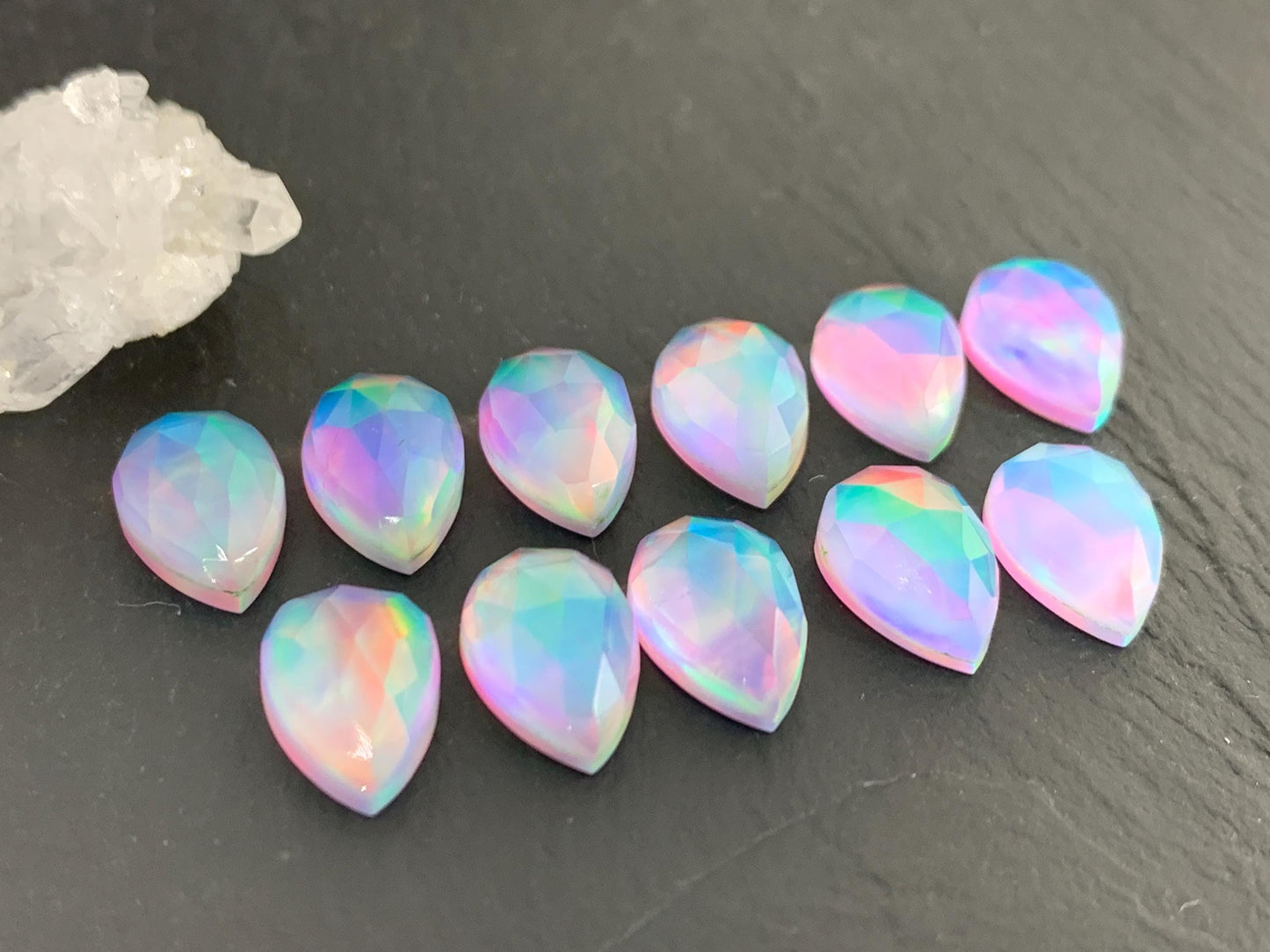 Faceted  Aurora Opal pear 8x12mm cabochon - Doublet cabochons - man made Opal