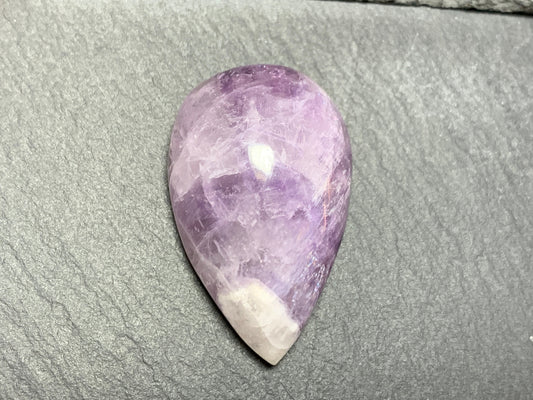 Amethyst pear cabochon 35x22x12mm - free form hand cut in Africa