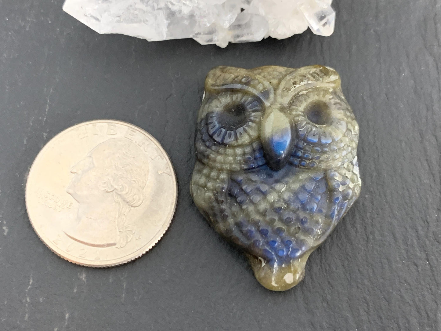 Labradorite owl 26x36mm cabochon carving