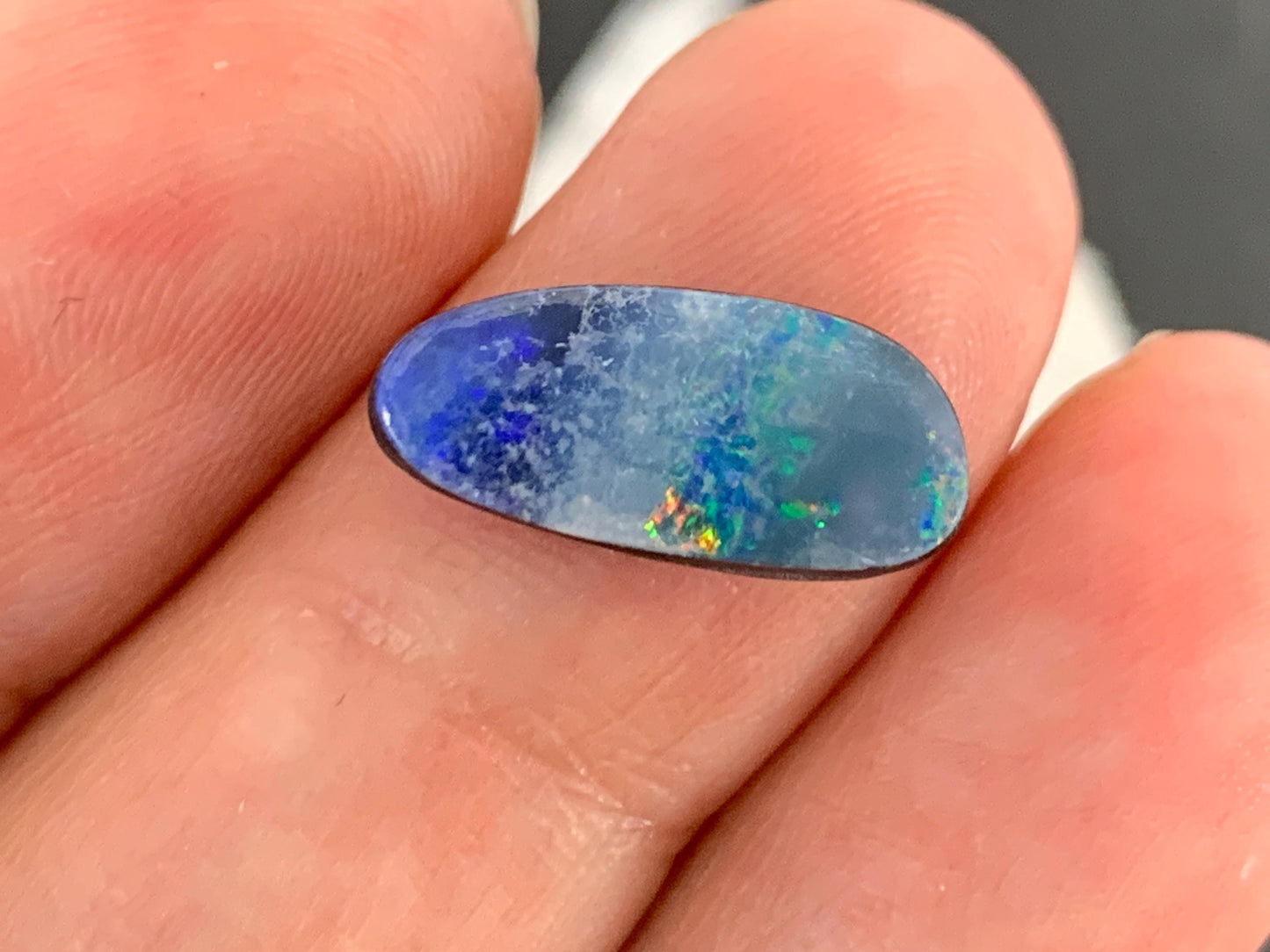 Australian Opal doublet 7x15x3.5mm cabochon