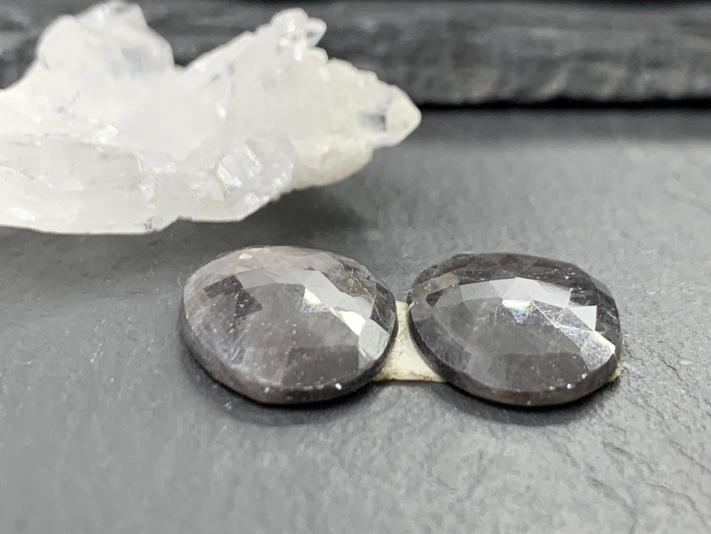 Faceted Star Sapphire pair 14x22x3.5mm cabochon - Sapphire pairs