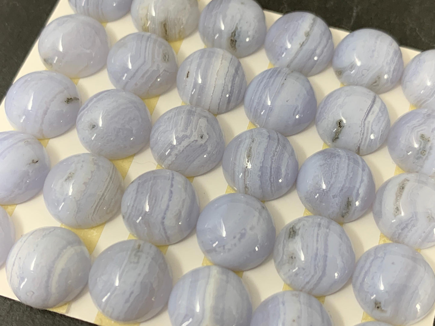 Blue Lace Agate round 12mm cabochon - Calibrated cabochons