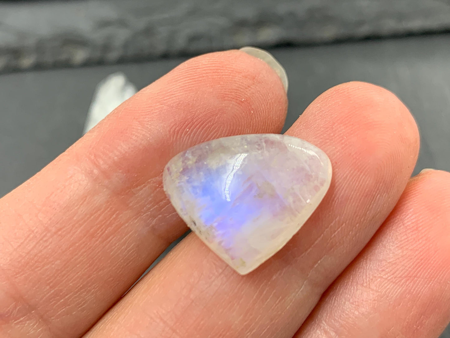 Rainbow Moonstone 17x15x6mm cabochon