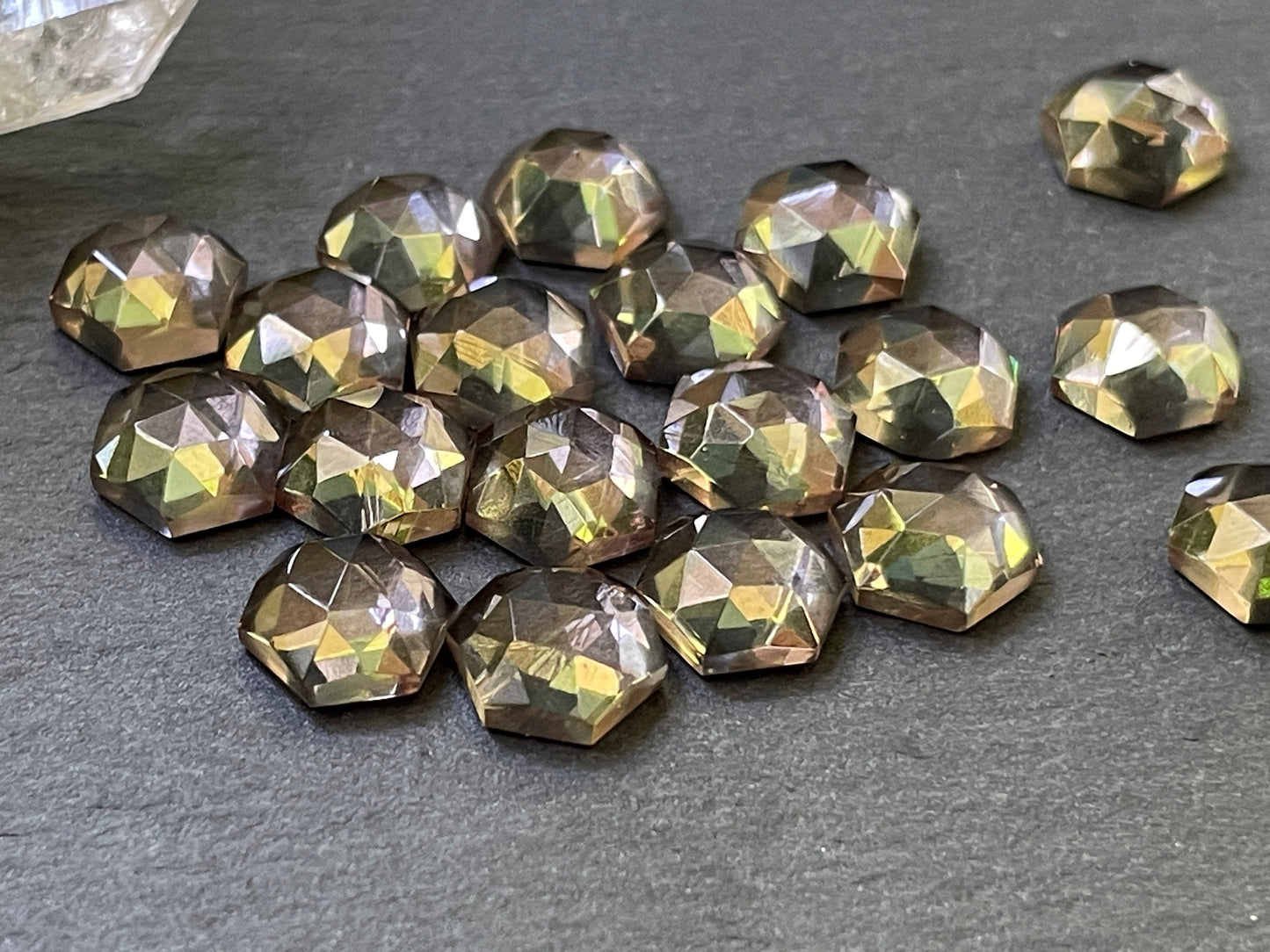 Faceted color changing Alexandrite hexagon 8mm cabochon - Cabochons are calibrated