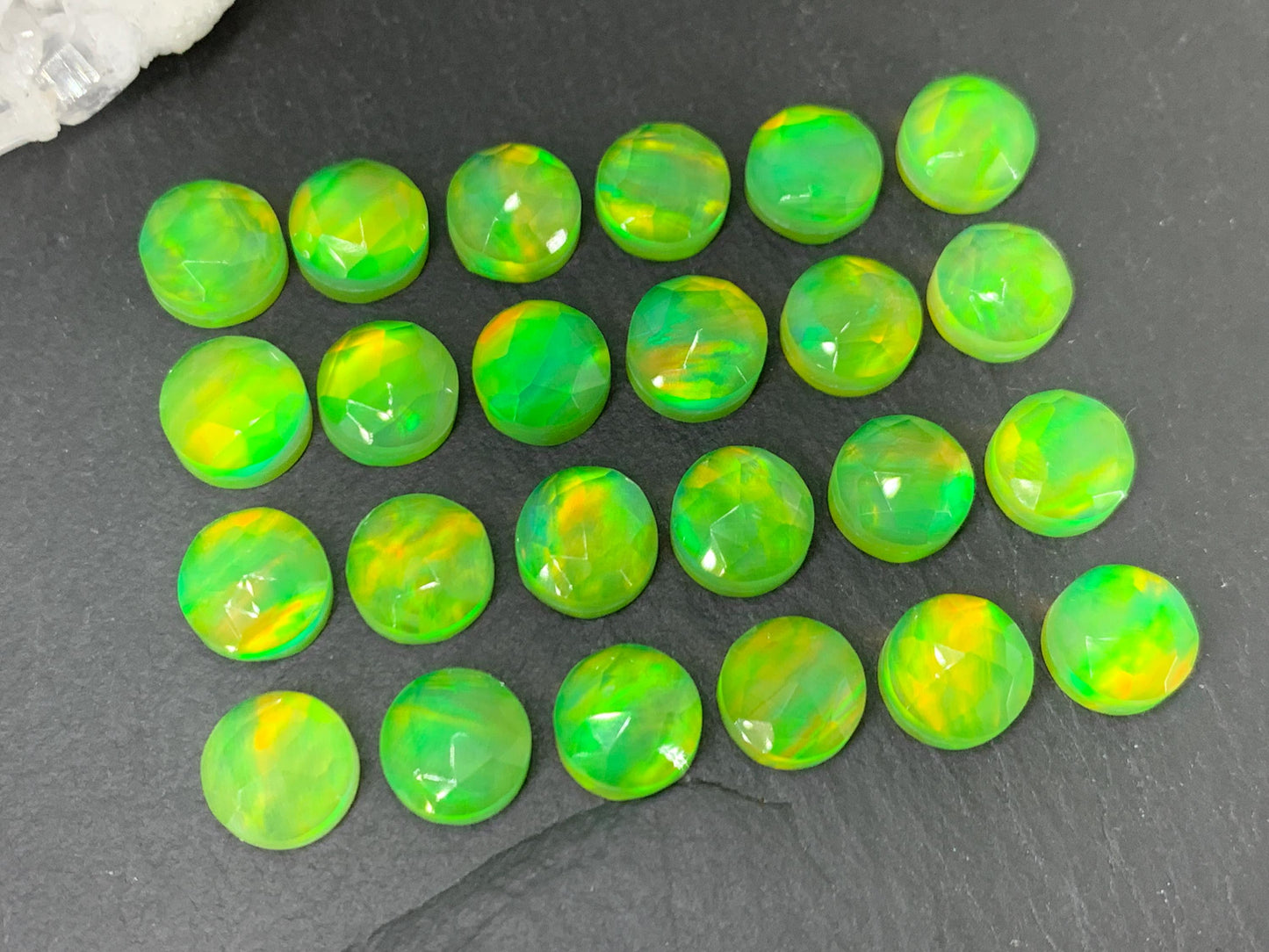 Faceted Aurora Opal round 8mm cabochon - Doublet cabochons