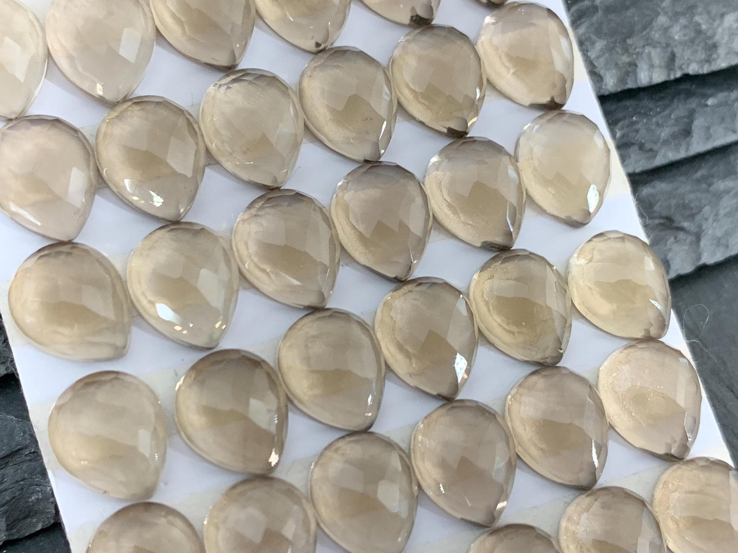 Faceted Smokey Quartz pear 10x12mm Cabochon - Calibrated cabochons