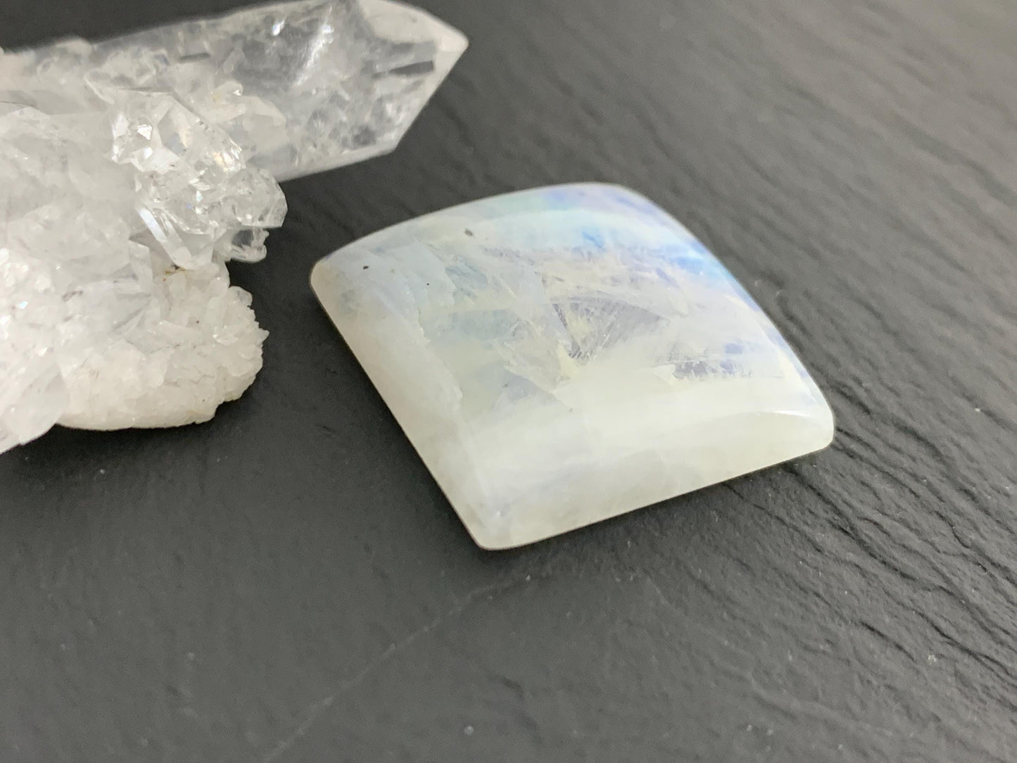 Rainbow Moonstone square 21x21x6mm cabochon