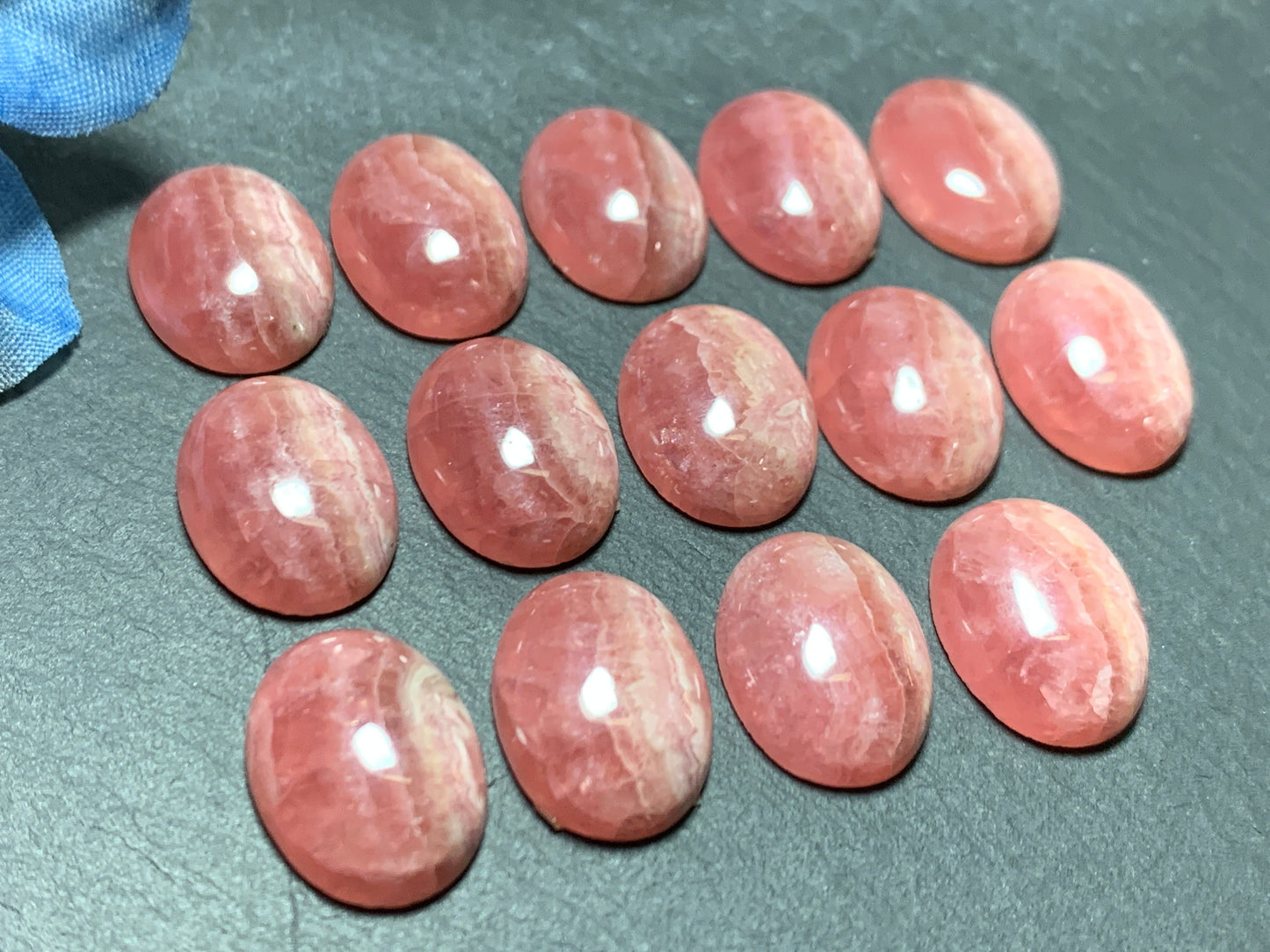 Rhodochrosite cabochon 12x16mm - Calibrated cabochons