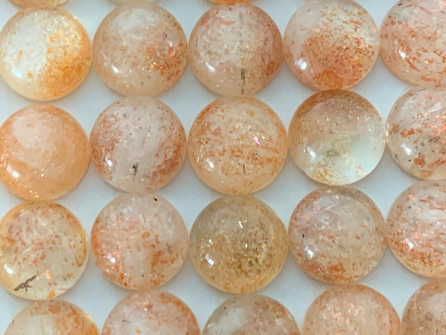 Sunstone round 10mm cabochon - Calibrated cabochons