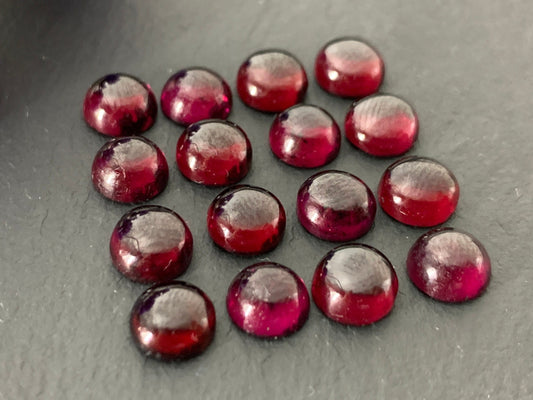 Natural Garnet round 6mm cabochon