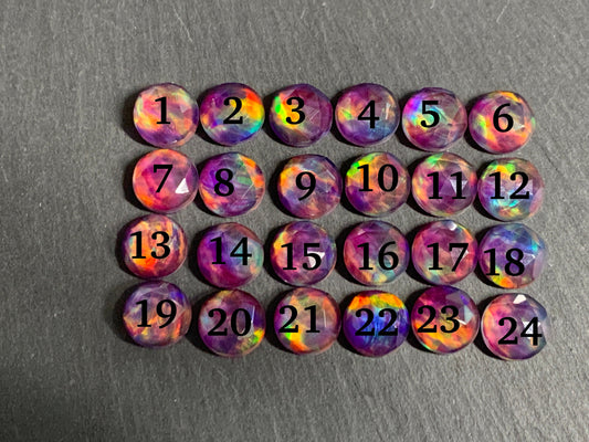 Faceted Aurora Opal round 10mm cabochon - Doublet cabochons