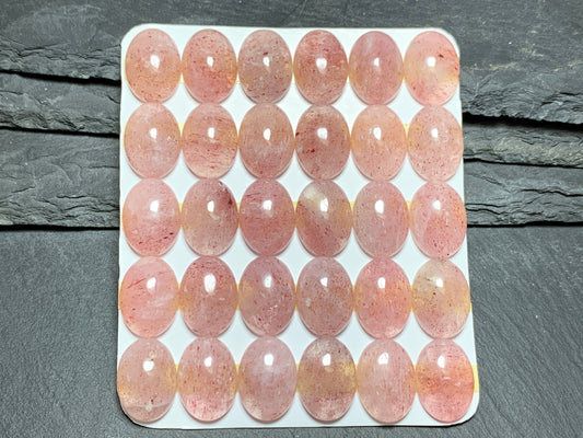 Strawberry Quartz Cabochon - Natural Oval 13x18mm Calibrated Gemstone