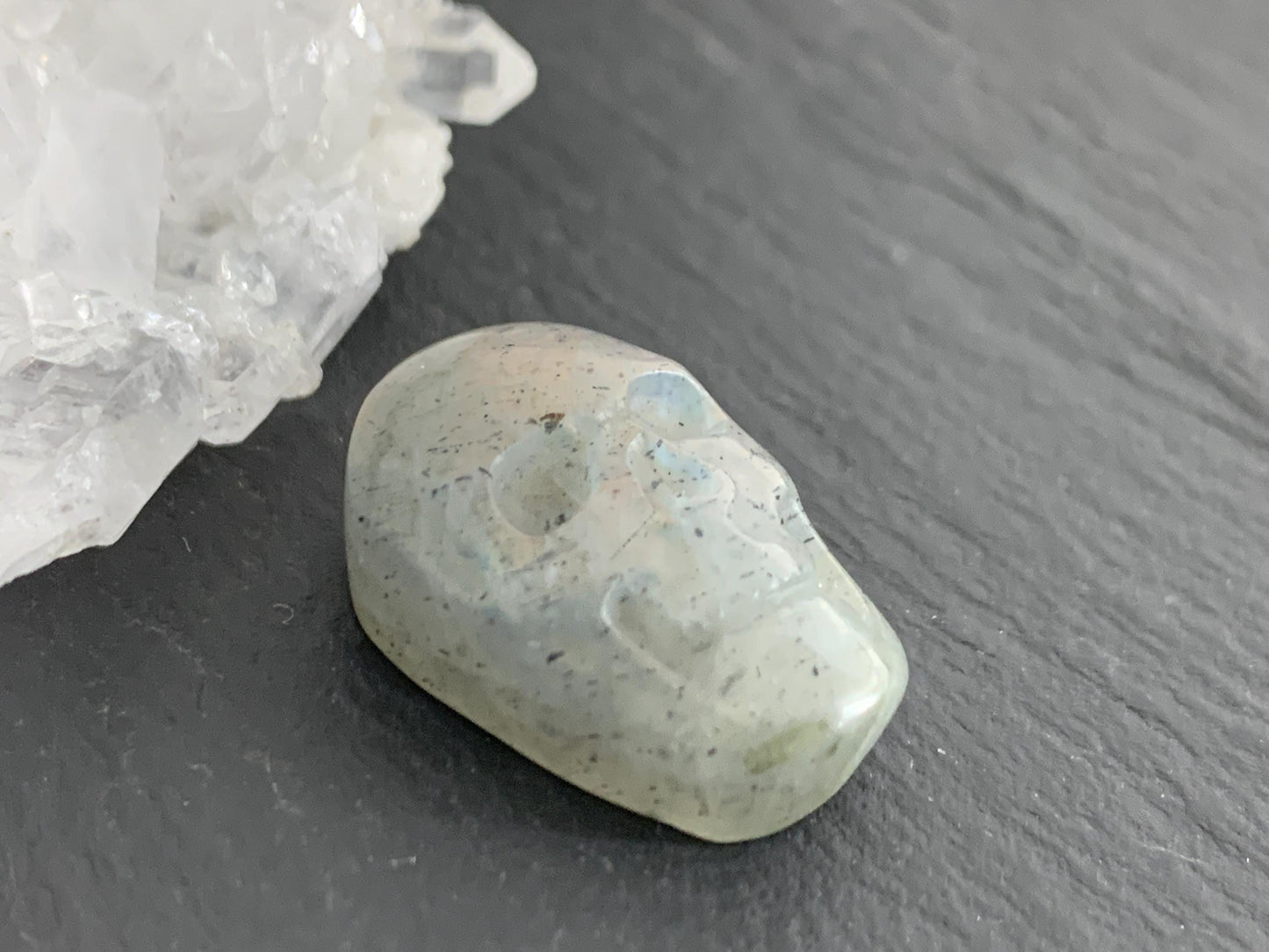 Labradorite Skull Cabochon 15x21mm, Labradorite Skull, Natural Gemstone, Halloween Jewelry, Handcrafted Accessory