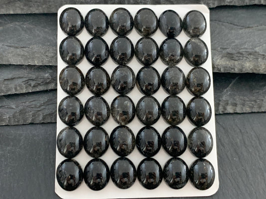 Black Rutilated Quartz oval 10x12mm cabochon - Calibrated cabochons