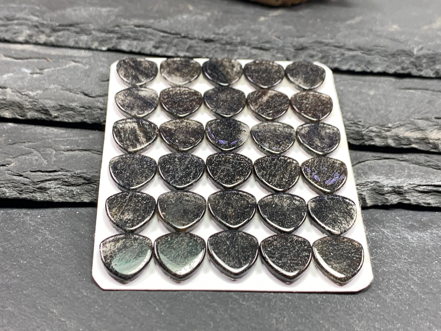 Flat black Rutilated Quartz trillion 12mm cabochon - Calibrated cabochons