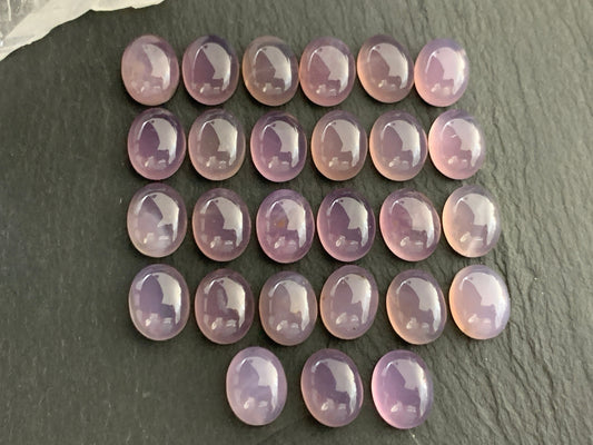 Purple Chalcedony oval 8x10mm cabochon - Calibrated cabochons