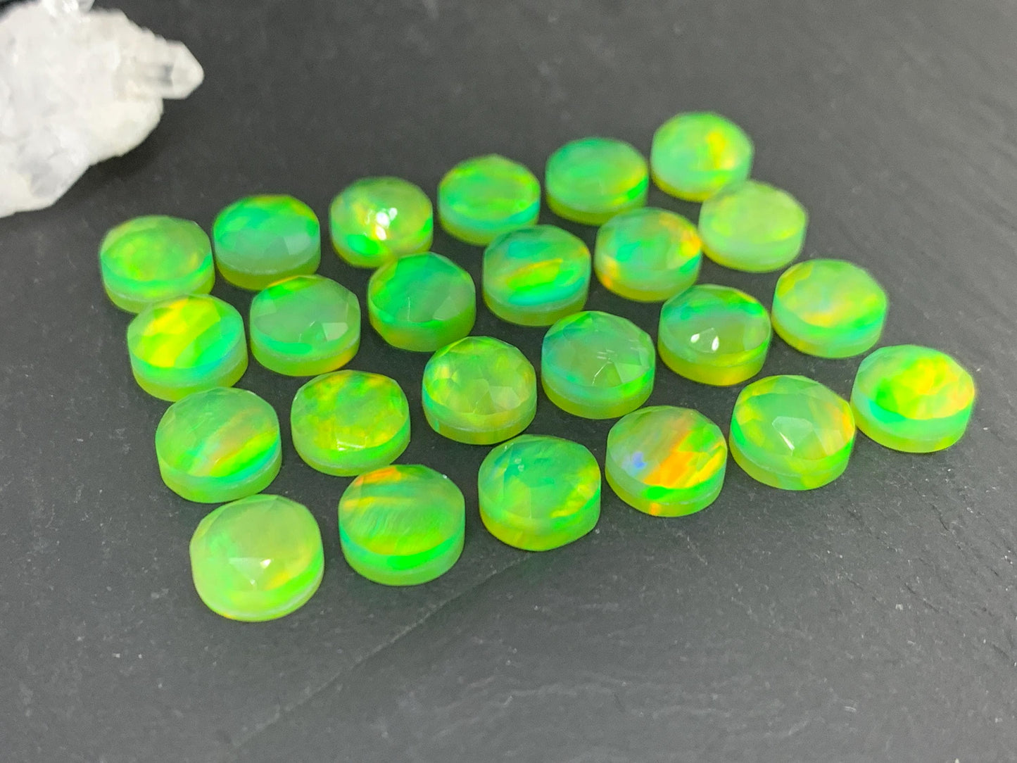 Faceted Aurora Opal round 8mm cabochon - Doublet cabochons