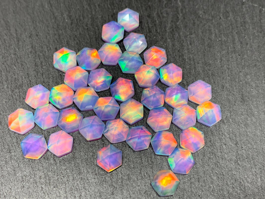 Faceted Aurora Opal hexagon 7mm cabochon - Doublet cabochons