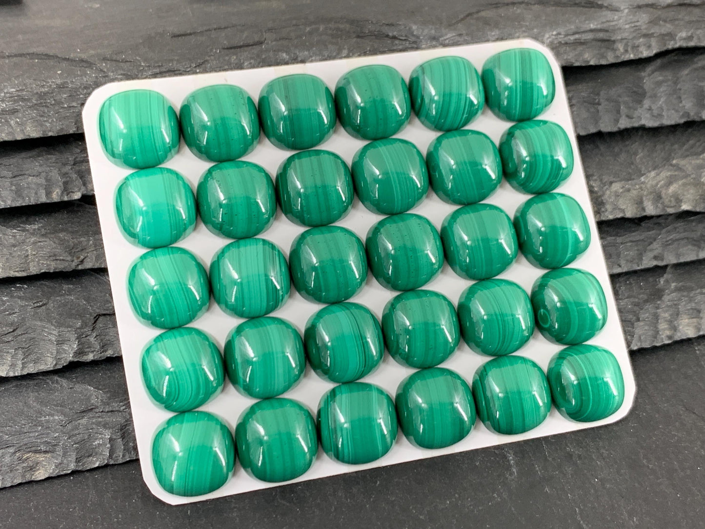 Malachite square cushion 12mm cabochon - Calibrated cabochons