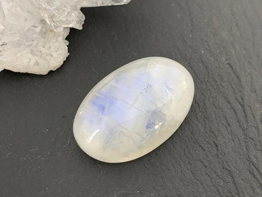 Rainbow Moonstone 25x16x10mm cabochon