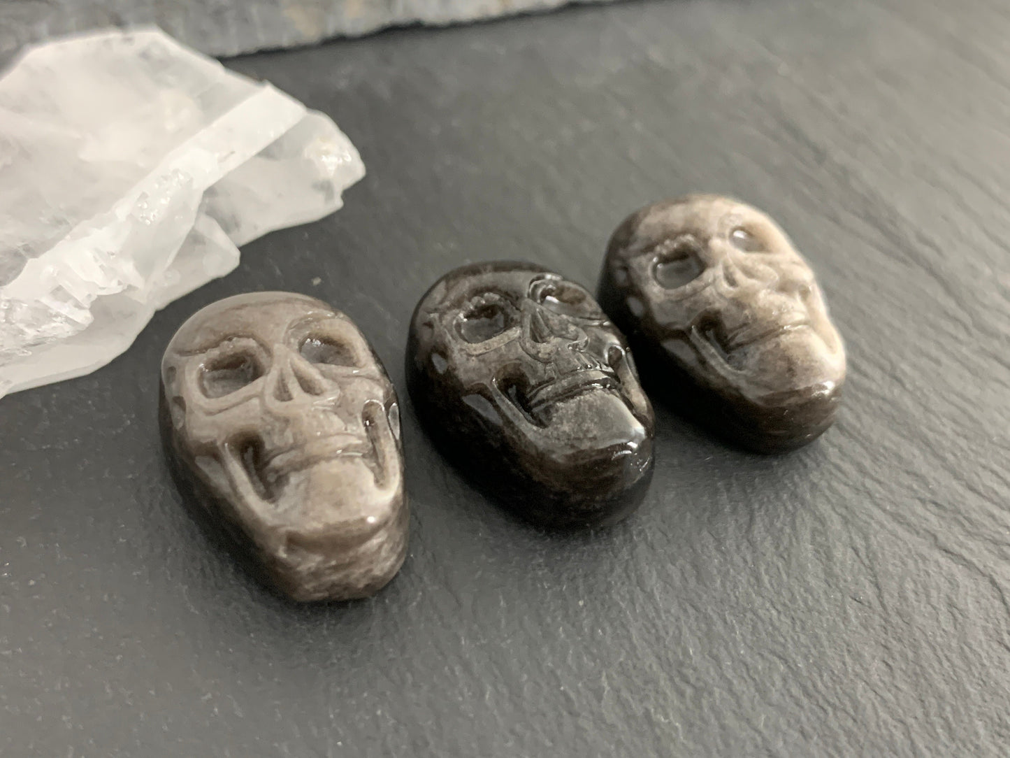 Silver Obsidian skull 15x22mm cabochon