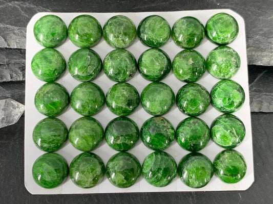 Chrome Diopside round 12mm cabochon - Calibrated cabochons