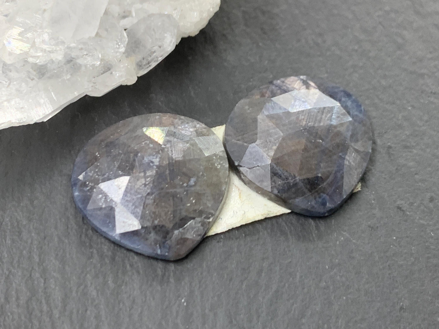 Faceted Star Sapphire pair 17x17mm cabochon - Sapphire pairs